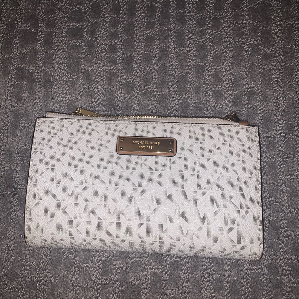 Michael Kors wallet